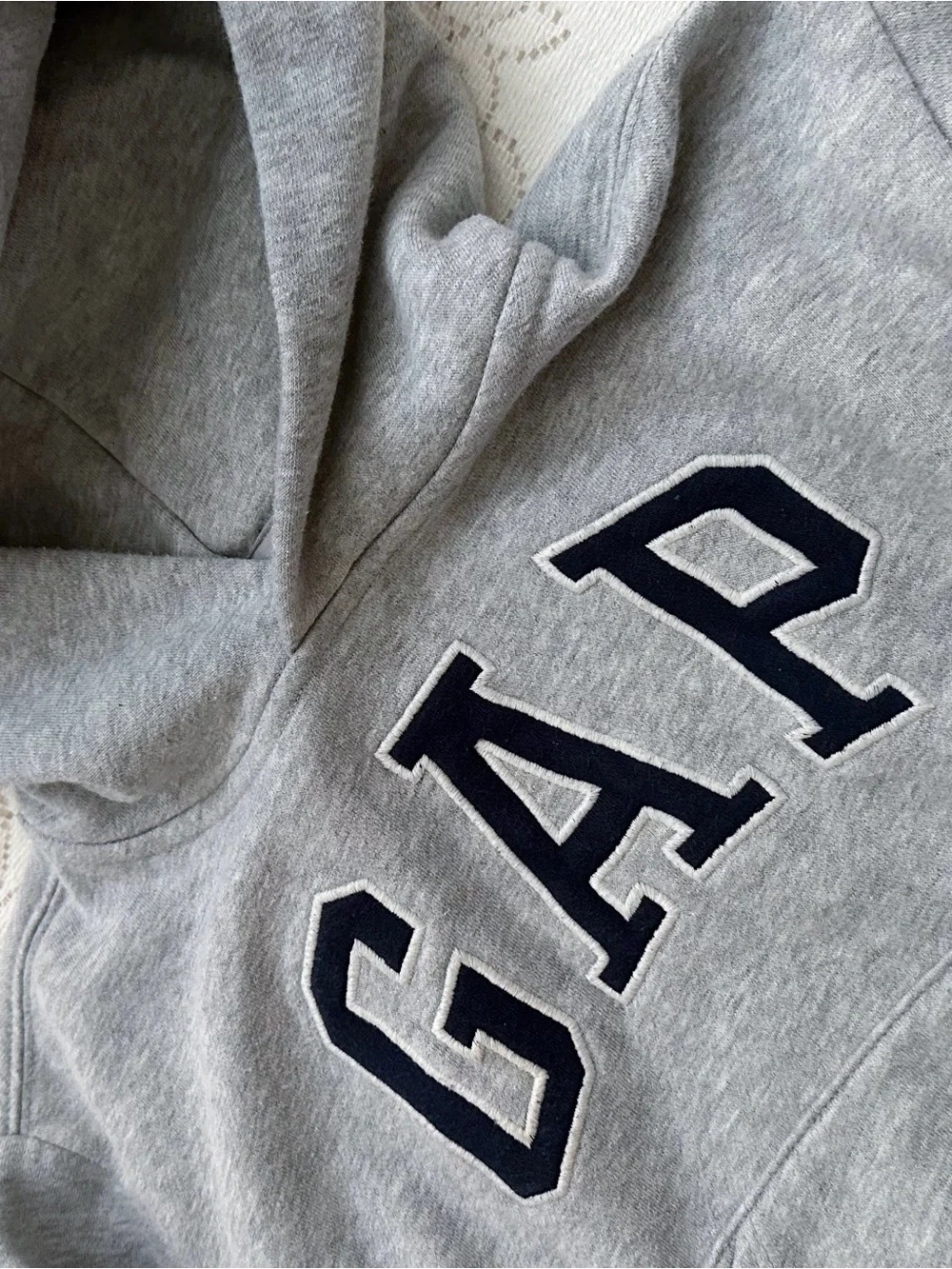 Baby Gap Hoodie Size 2T Boys Relaxed Logo Cotton Blend Long Sleeve Sz 2 Years